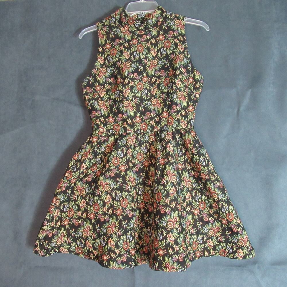 Double Zero Dress Womens Small Black Floral Tapestry Posh Fit & Flare Flirty
